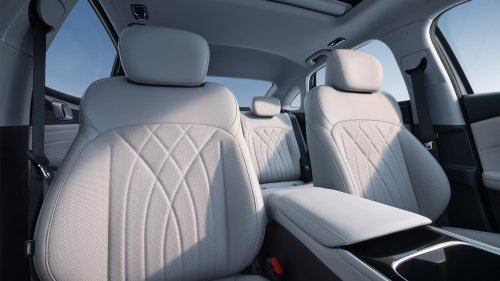 Geely Galaxy Starshine 6 in Beijing – PHEV version of Emgrand; next Proton S70, future Proton eMas sedan?