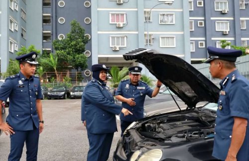 32 imported vehicles seized for warehouse overstay