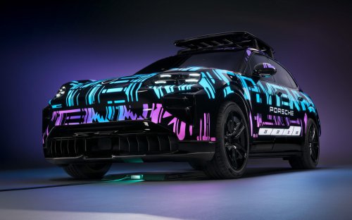 Porsche reveals 11-kW wireless AC charging tech – one-box solution to be offered for Cayenne Electric