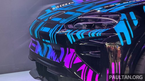 Porsche reveals 11-kW wireless AC charging tech – one-box solution to be offered for Cayenne Electric