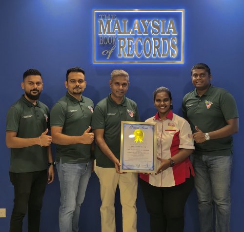 Twelve24 team sets new Malaysia Book of Records entry for longest non-stop drive – 1,660 km in 22 hours
