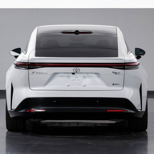 Toyota, Huawei, Toyota bZ7 EV to use Huawei e-motor, Harmony OS infotainment, ADAS with lidar; China launch Q4 2025