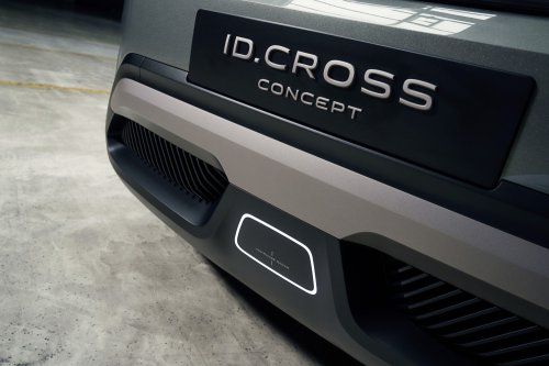 Volkswagen ID.Cross Concept debuts – electric SUV with 211 PS front motor, 420 km range WLTP