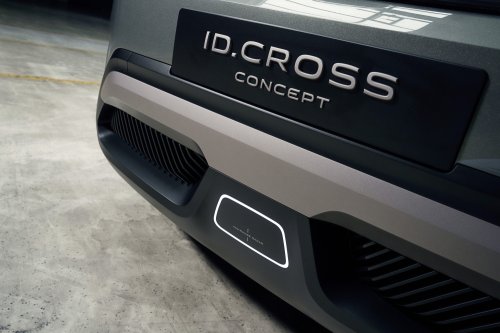 Volkswagen ID.Cross Concept debuts – electric SUV with 211 PS front motor, 420 km range WLTP