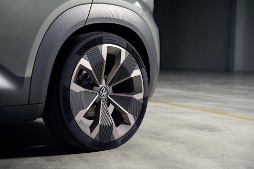 Volkswagen ID.Cross Concept debuts – electric SUV with 211 PS front motor, 420 km range WLTP