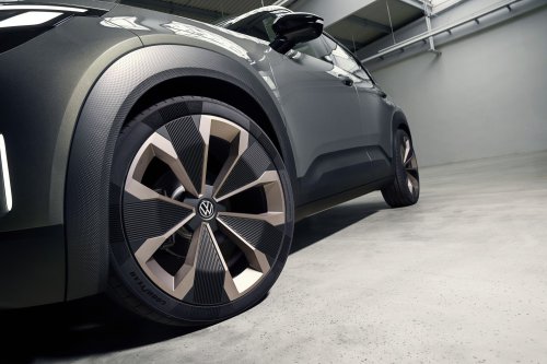 Volkswagen ID.Cross Concept debuts – electric SUV with 211 PS front motor, 420 km range WLTP