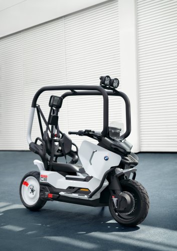 BMW Motorrad Vision CE e-scooter comes with cage