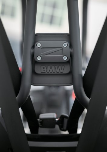 BMW Motorrad Vision CE e-scooter comes with cage