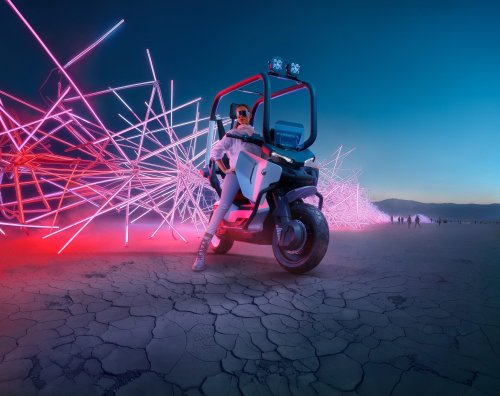 BMW Motorrad Vision CE e-scooter comes with cage