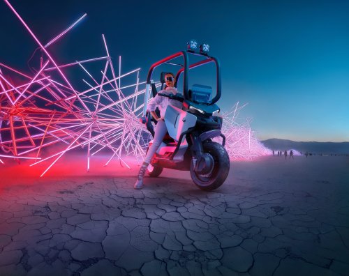 BMW Motorrad Vision CE e-scooter comes with cage