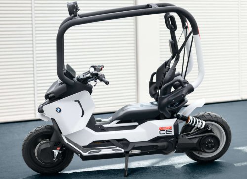 BMW, BMW Motorrad Vision CE e-scooter comes with cage