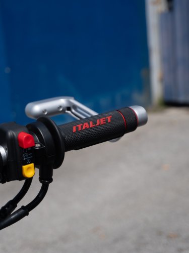 2025 Italjet Dragster 300 now in Malaysia, Malossi and Gresini Racing Team Editions, priced from RM37,800