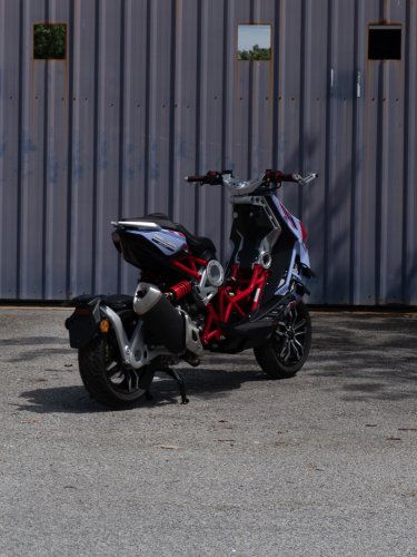 2025 Italjet Dragster 300 now in Malaysia, Malossi and Gresini Racing Team Editions, priced from RM37,800