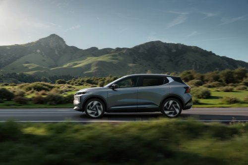 2026 Mitsubishi Eclipse Cross EV revealed – rebadged Renault Scenic for Europe, 600 km WLTP range