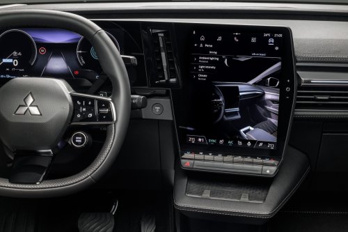 2026 Mitsubishi Eclipse Cross EV revealed – rebadged Renault Scenic for Europe, 600 km WLTP range