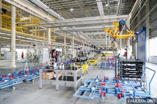 Proton’s dedicated EV plant in Tg Malim launched – CKD eMas 7 kicks off production, eMas 5 next up