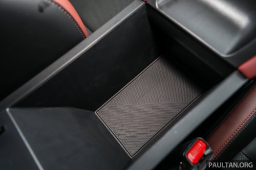 2025 Proton X50 facelift – full gallery of Flagship variant with big spoiler, two-tone interior, sunroof