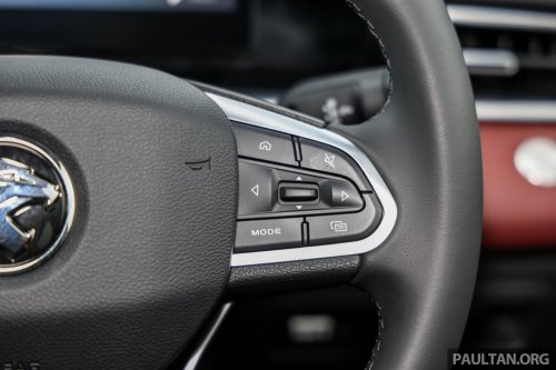 2025 Proton X50 facelift – full gallery of Flagship variant with big spoiler, two-tone interior, sunroof