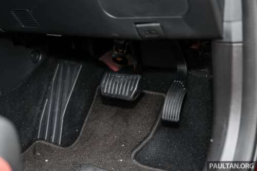 2025 Proton X50 facelift – full gallery of Flagship variant with big spoiler, two-tone interior, sunroof