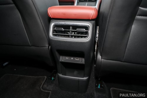 2025 Proton X50 facelift – full gallery of Flagship variant with big spoiler, two-tone interior, sunroof