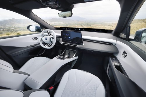 2026 BMW iX3 NA5 debuts: production Neue Klasse gets concept car looks, 805 km range, 372 km in 10min