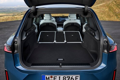 2026 BMW iX3 NA5 debuts: production Neue Klasse gets concept car looks, 805 km range, 372 km in 10min