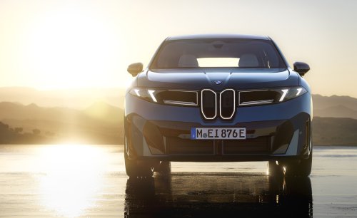 2026 BMW iX3 NA5 debuts: production Neue Klasse gets concept car looks, 805 km range, 372 km in 10min