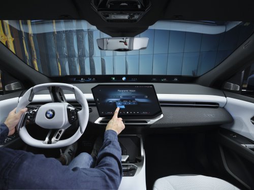 2026 BMW iX3 NA5 debuts: production Neue Klasse gets concept car looks, 805 km range, 372 km in 10min