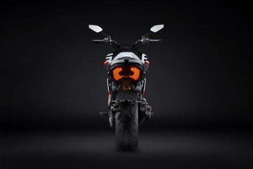 2026 Ducati Diavel V4 RS unveiled, 0-100 in 2.5 secs