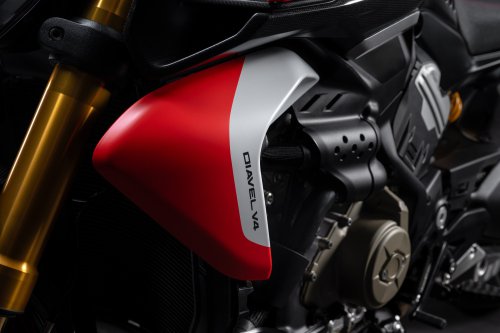 2026 Ducati Diavel V4 RS unveiled, 0-100 in 2.5 secs