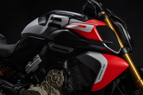 2026 Ducati Diavel V4 RS unveiled, 0-100 in 2.5 secs