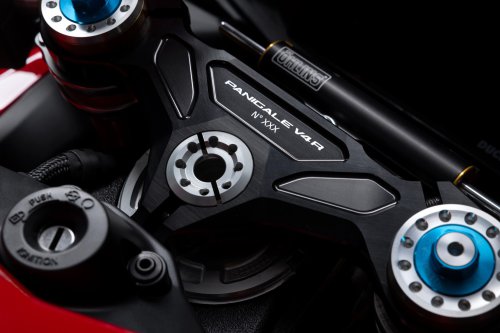 2026 Ducati Panigale V4R – 218 hp, full MotoGP aero