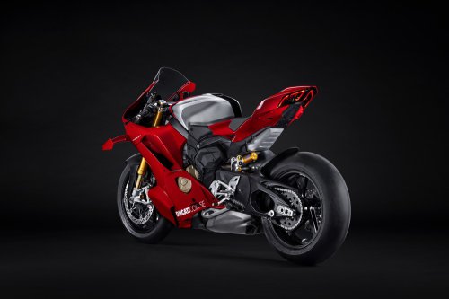 2026 Ducati Panigale V4R – 218 hp, full MotoGP aero