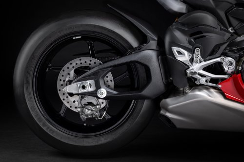 2026 Ducati Panigale V4R – 218 hp, full MotoGP aero
