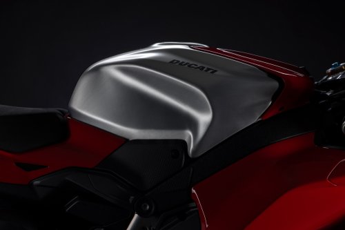 2026 Ducati Panigale V4R – 218 hp, full MotoGP aero