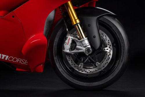 2026 Ducati Panigale V4R – 218 hp, full MotoGP aero
