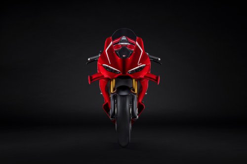 2026 Ducati Panigale V4R – 218 hp, full MotoGP aero