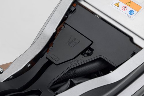 Honda WN7 electric motorcycle unveiled for Europe