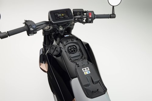 Honda WN7 electric motorcycle unveiled for Europe