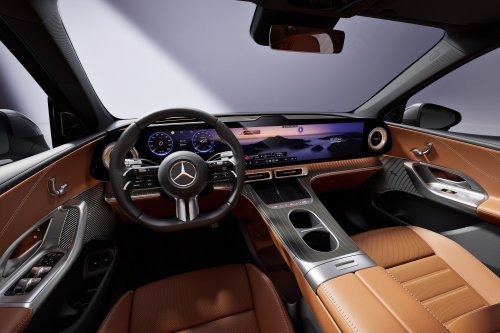 2026 Mercedes-Benz GLC with EQ Technology debuts – 800V tech, air suspension, up to 713 km EV range