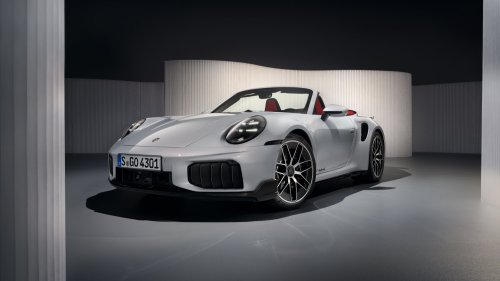 2026 Porsche 911 Turbo S – 992.2 range topper is most powerful 911 ever; 711 PS, 800 Nm T-Hybrid; 0-100 2.5s
