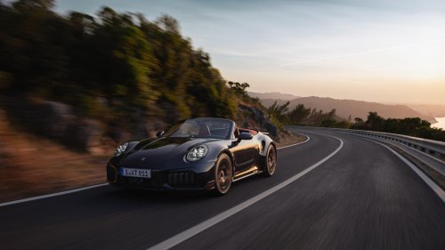 2026 Porsche 911 Turbo S – 992.2 range topper is most powerful 911 ever; 711 PS, 800 Nm T-Hybrid; 0-100 2.5s
