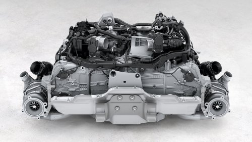 2026 Porsche 911 Turbo S – 992.2 range topper is most powerful 911 ever; 711 PS, 800 Nm T-Hybrid; 0-100 2.5s