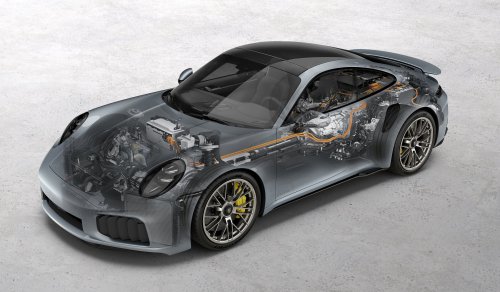 2026 Porsche 911 Turbo S – 992.2 range topper is most powerful 911 ever; 711 PS, 800 Nm T-Hybrid; 0-100 2.5s