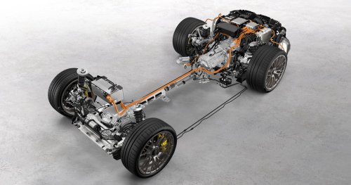 2026 Porsche 911 Turbo S – 992.2 range topper is most powerful 911 ever; 711 PS, 800 Nm T-Hybrid; 0-100 2.5s