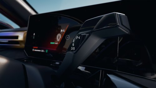 2026 Renault Clio debuts – sixth-gen is larger, gets more expressive styling; hybrid, petrol, LPG engines