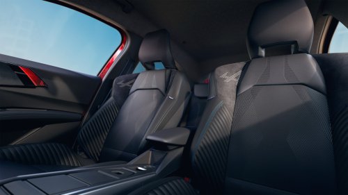 2026 Renault Clio debuts – sixth-gen is larger, gets more expressive styling; hybrid, petrol, LPG engines