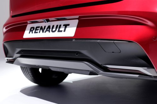 2026 Renault Clio debuts – sixth-gen is larger, gets more expressive styling; hybrid, petrol, LPG engines