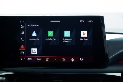 2026 Renault Clio debuts – sixth-gen is larger, gets more expressive styling; hybrid, petrol, LPG engines