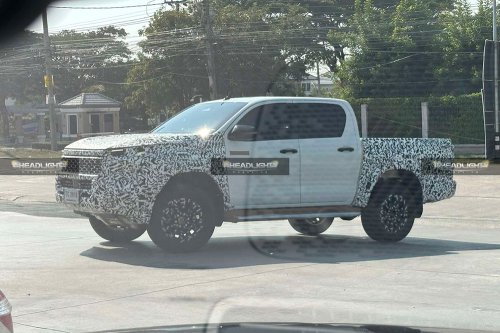 2026 Toyota Hilux Travo ninth gen interior leaked via drawings – new Prado-like dashboard, floating screen